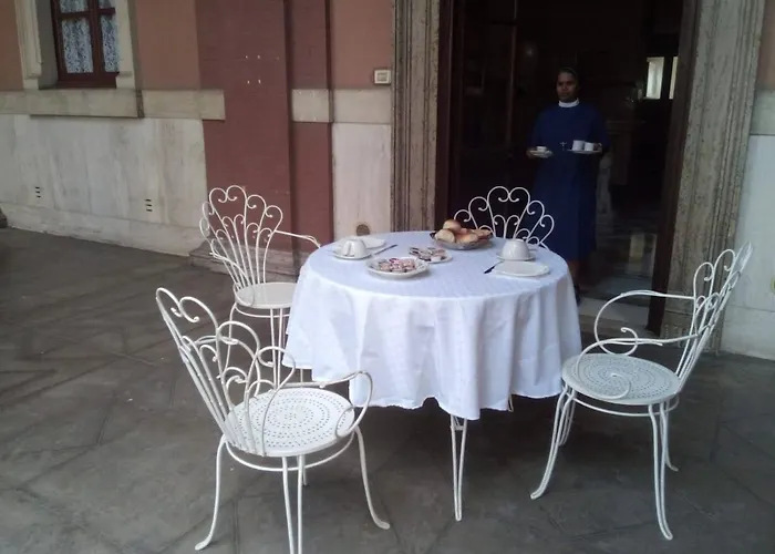 Casa S. Giuseppe Di Cluny Oda ve Kahvaltı *