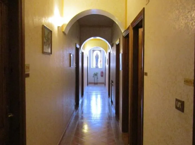 Oda ve Kahvaltı Casa S. Giuseppe Di Cluny Roma