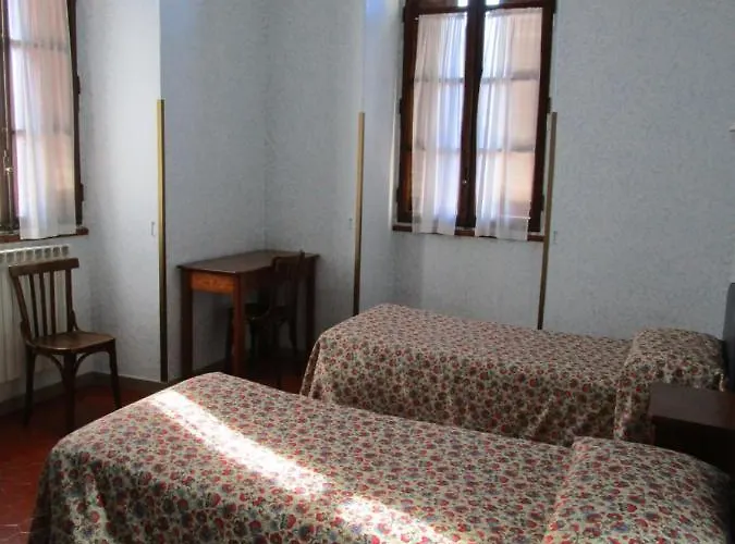 Oda ve Kahvaltı Casa S. Giuseppe Di Cluny *