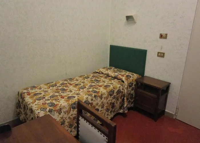Casa S. Giuseppe Di Cluny * Roma